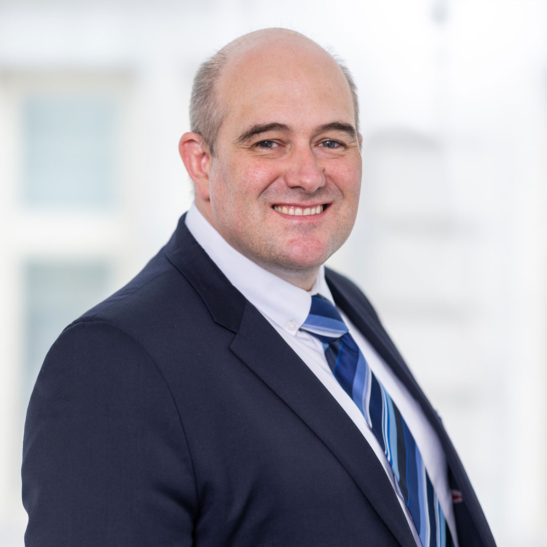 Robert-Wilson-Senior-Associate